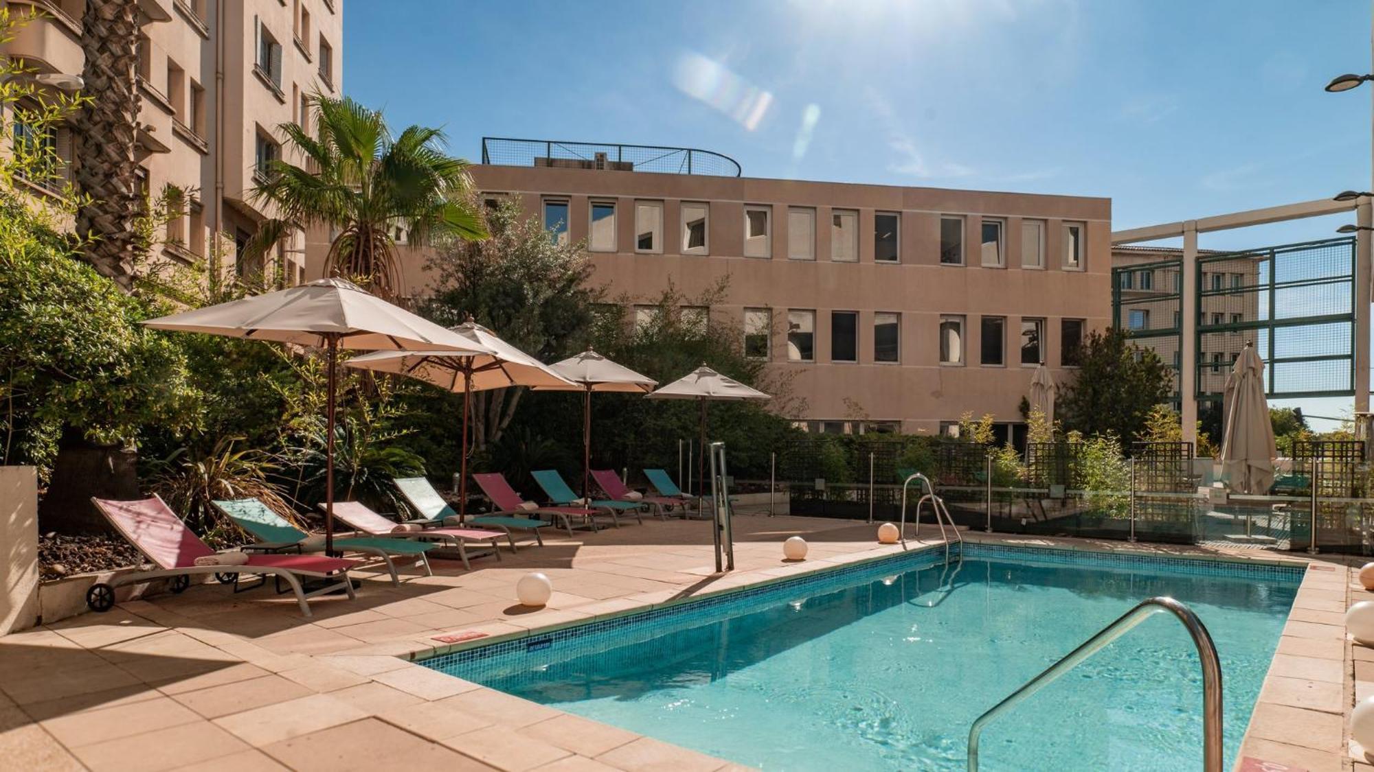 Holiday Inn Toulon City Centre By Ihg Экстерьер фото