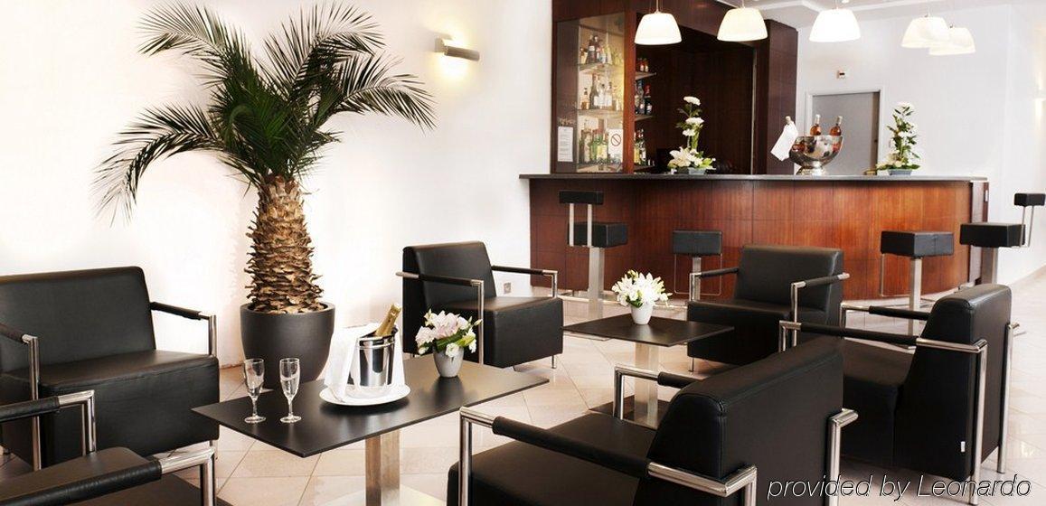 Holiday Inn Toulon City Centre By Ihg Интерьер фото