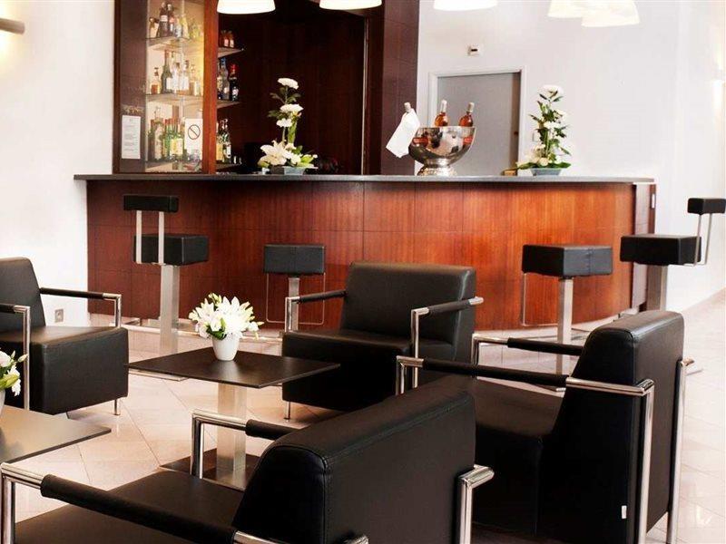 Holiday Inn Toulon City Centre By Ihg Экстерьер фото
